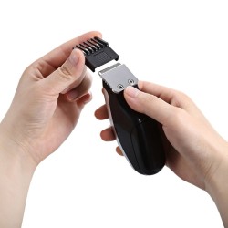 Mini Kemei-Pro Men's Battery-Operated, Hair & Beard Trimmer